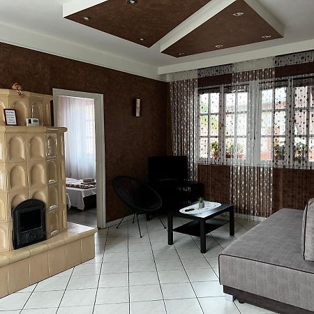Origo Vendeghaz 2 Apartment Sarospatak Luaran gambar