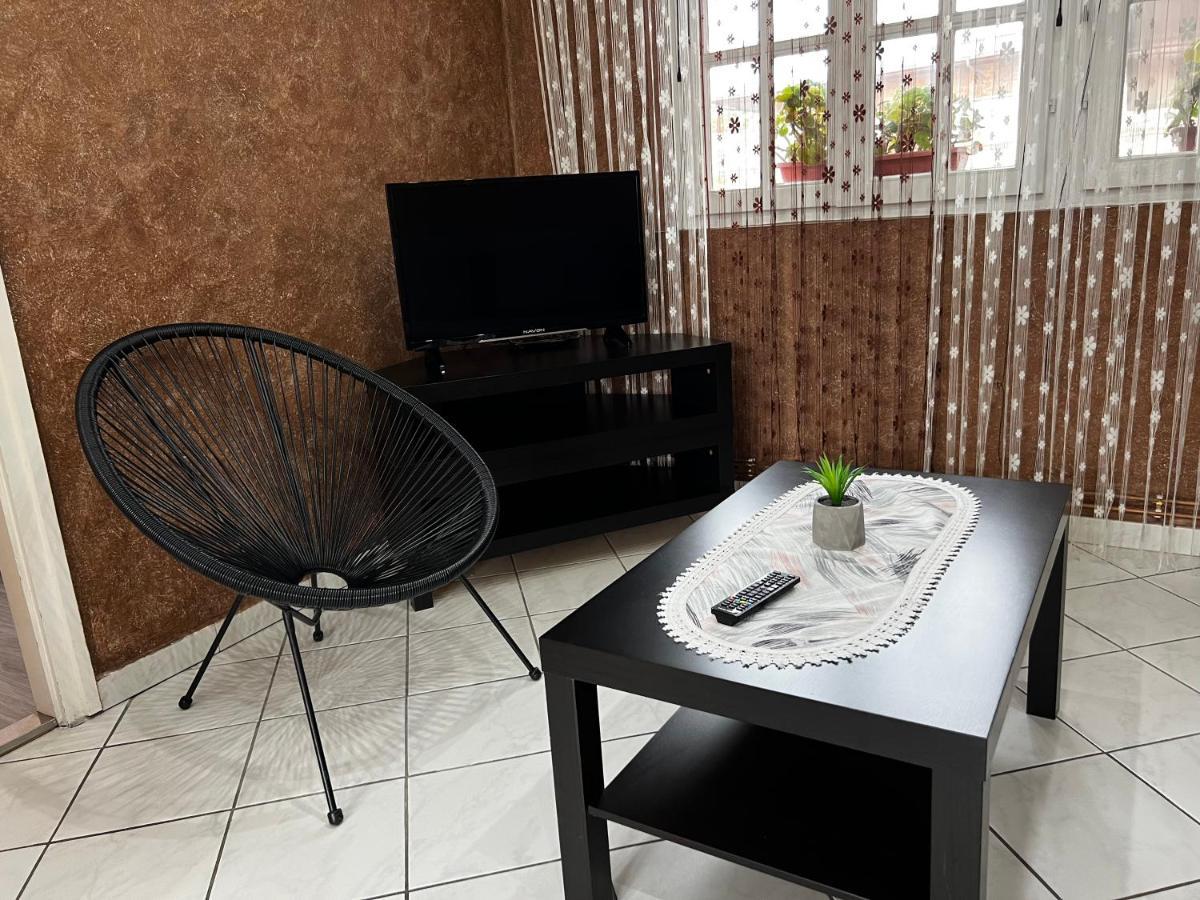 Origo Vendeghaz 2 Apartment Sarospatak Luaran gambar