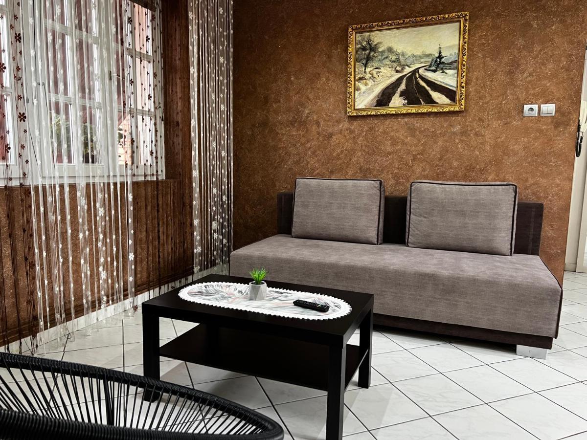 Origo Vendeghaz 2 Apartment Sarospatak Luaran gambar